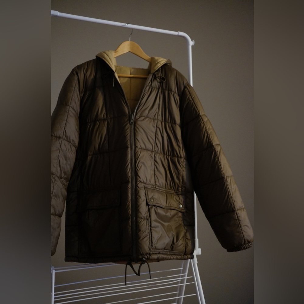 Gap men’s reversible hooded puffer coat